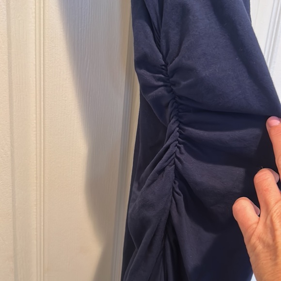 Michael Stars navy midi dress, size L. Form fitting & gathered at the sides. - Picture 6 of 8